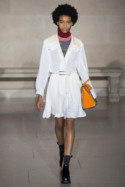 Look 23